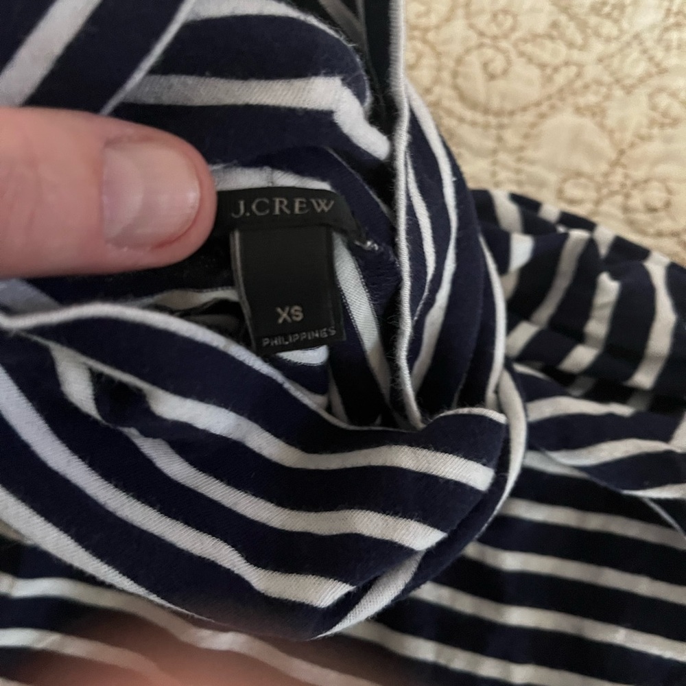 J.crew women’s long sleeve top (size xs)